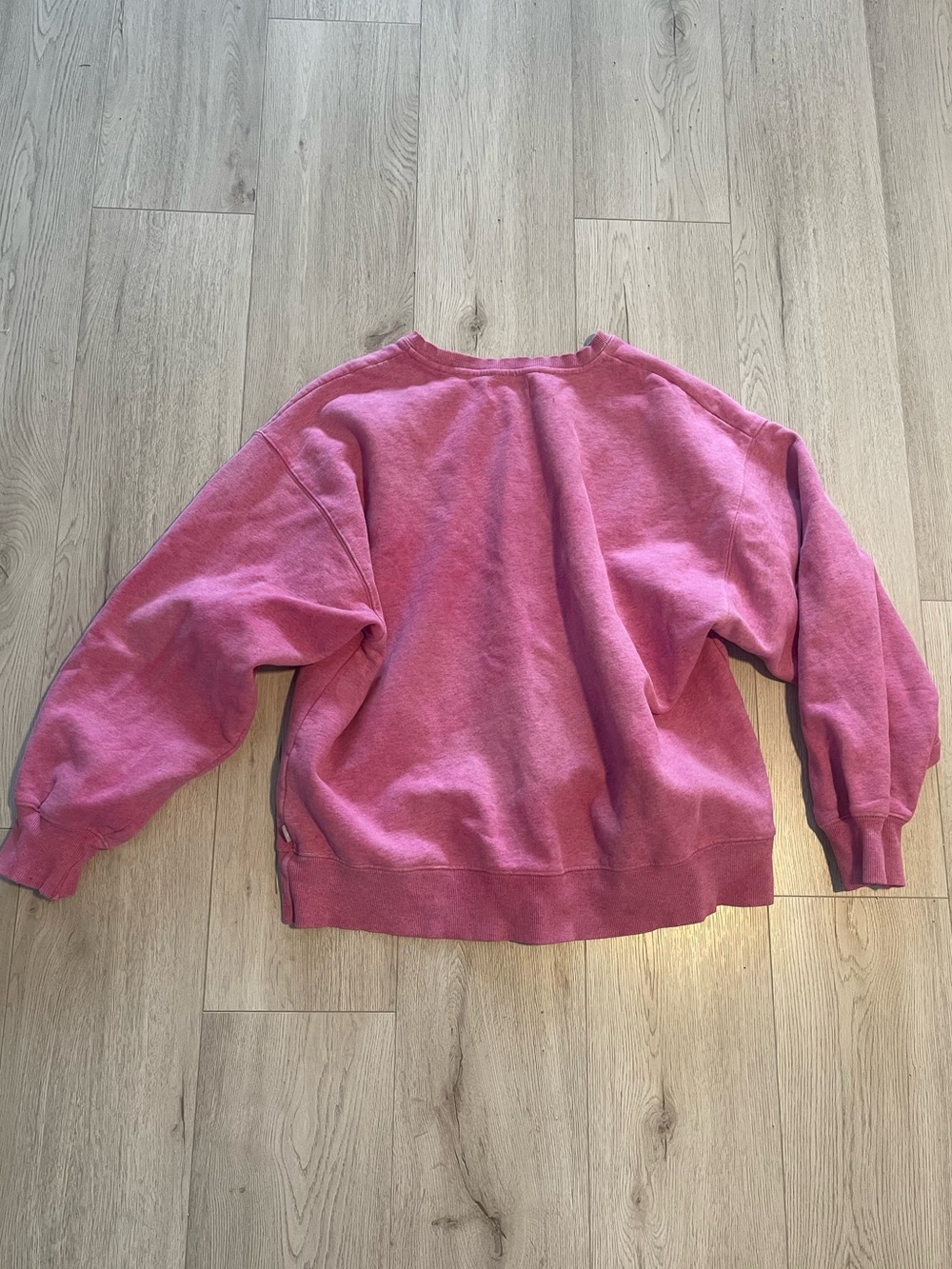 Aritzia TNA Cozy Fleece Boyfriend Crew Sweatshirt - Heather Pink Sweater - Picture 2 of 8